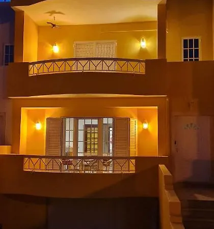 Manta Treasure - Beach+wifi+barbecue+backyard *