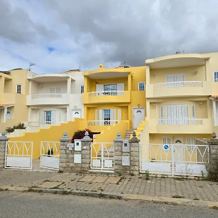 Holiday home Manta Treasure - Beach+wifi+barbecue+backyard *