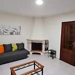 Dom wakacyjny Manta Treasure - Beach+wifi+barbecue+backyard